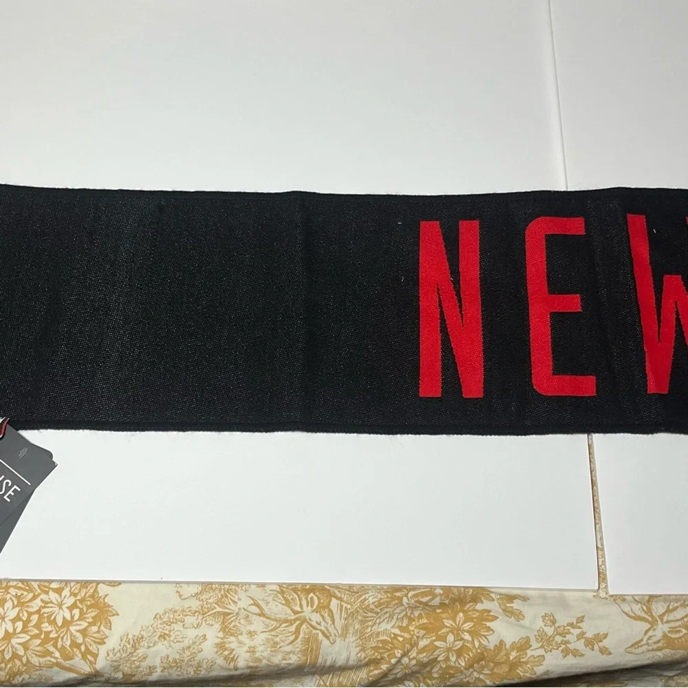 NWT RUFFNECK MLS New York Red Bulls Inverse Scarf Black Knit 60in Soccer Merch